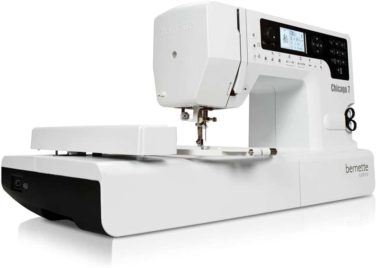 Test Bernette Chicago 7 : machine Polyvalente à Coudre et Broder