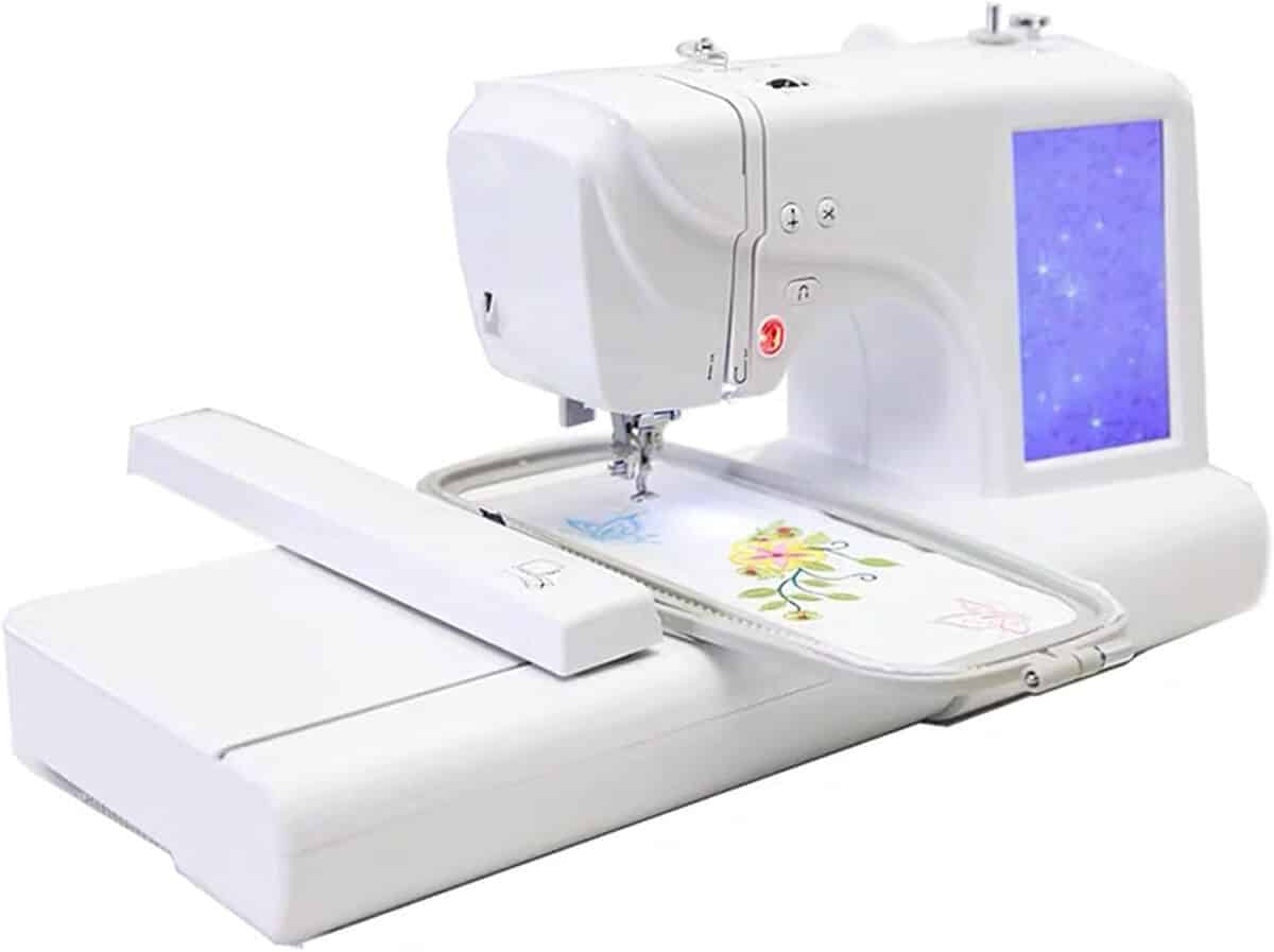 Test de la machine à coudre et à broder informatisée avec écran tactile LCD 7