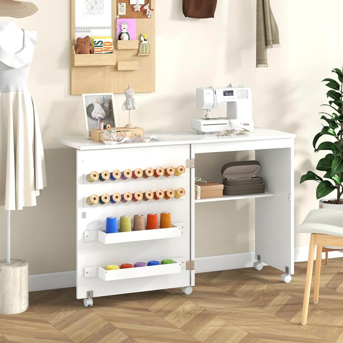 Test : table ร coudre pliante GIANTEX, praticitรฉ et style