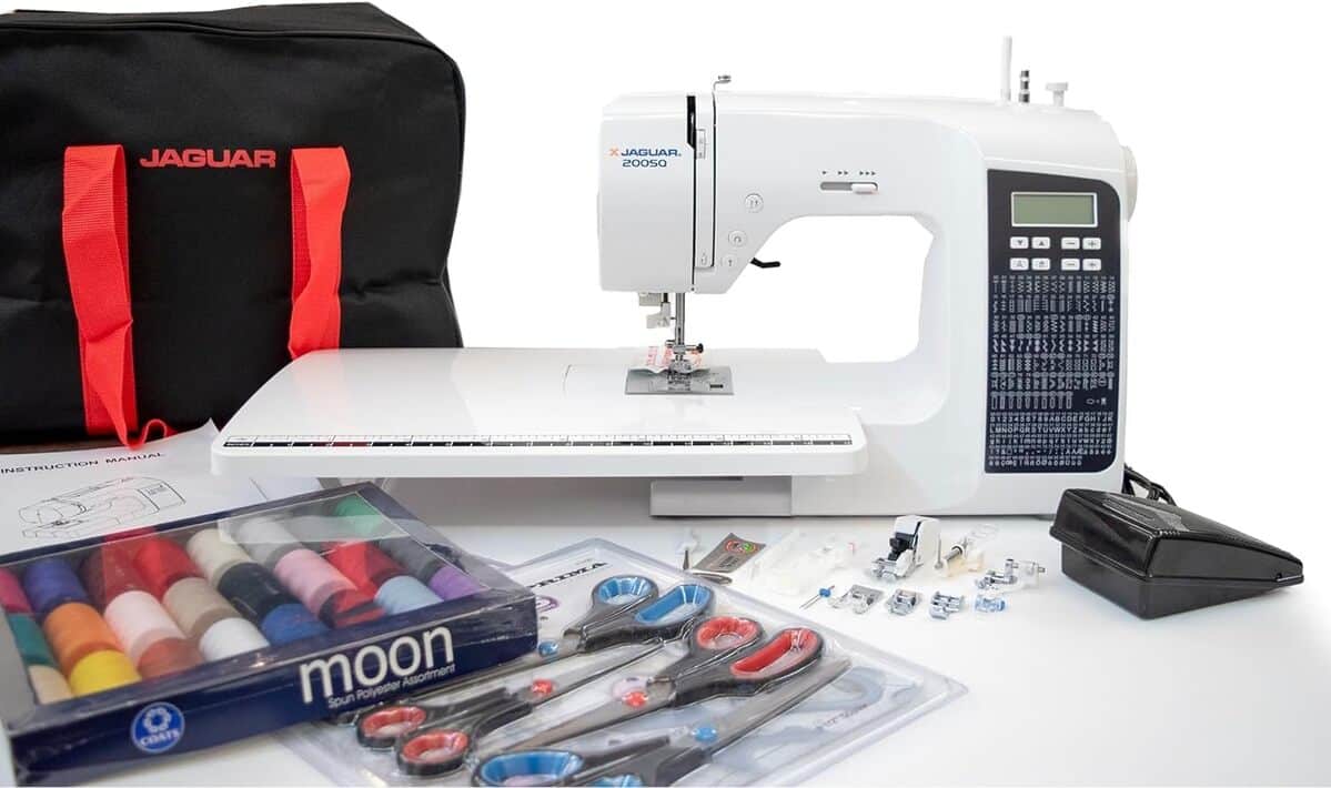 Test : machine ร coudre informatisรฉe Jaguar 200SQ