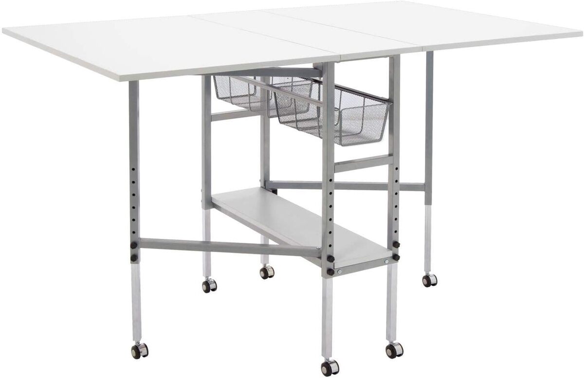Test de la table de couture Sew Ready : fonctionnalitรฉ et style