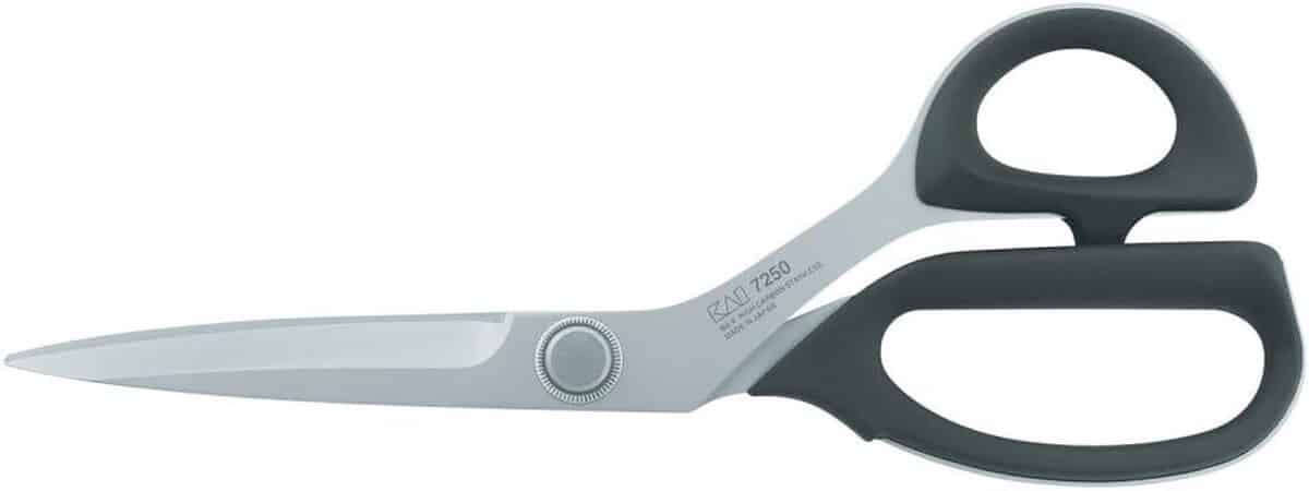 Test : ciseaux KAI sรฉrie 7000, performance premium en cuisine