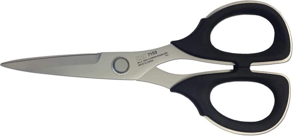 Test des ciseaux de couture Kai 7150 150 mm
