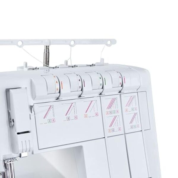 Découvrez notre analyse approfondie de la Necchi NC10, une machine à coudre durable et élégante avec des fonctionnalités qui facilitent la couture professionnelle et amateur.