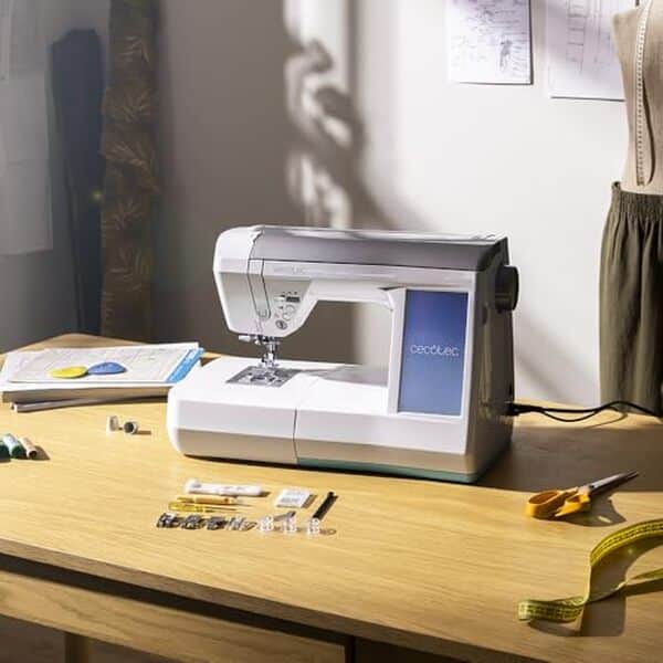 Découvrez notre test détaillé de la machine à coudre Cecotec BelleCouture 36000 Control avec écran tactile et 360 points de couture. Avis, avantages et performances pour bien choisir. 