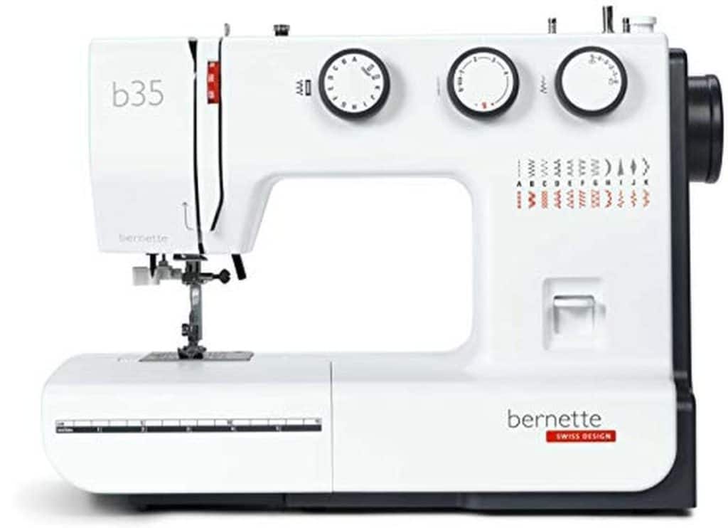 Test de la machine à coudre Bernette 35 : précision suisse