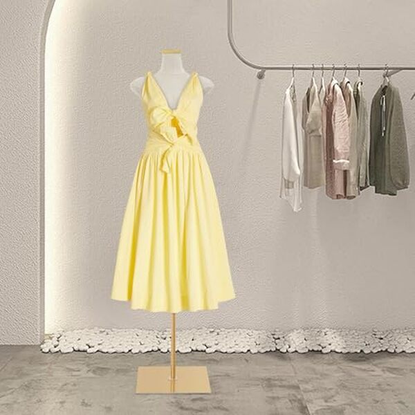 Découvrez notre avis détaillé sur le mannequin féminin torso blanc réglable en hauteur : caractéristiques, avantages et conseils pour bien choisir votre mannequin de couture professionnel. 