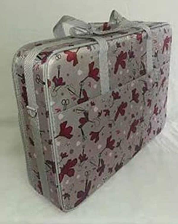 Dรฉcouvrez notre avis dรฉtaillรฉ sur le sac de broderie XL Tutto motif marguerites : capacitรฉ, qualitรฉ et praticitรฉ pour vos projets de broderie.