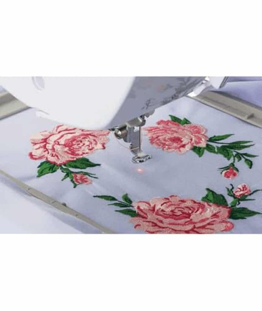 Test du pied de broderie brother fled2 avec pointeur led