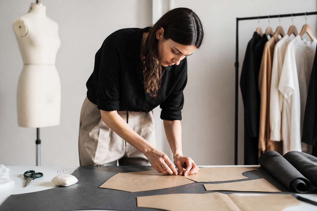 Ajuster un patron : astuces incontournables pour une coupe parfaite