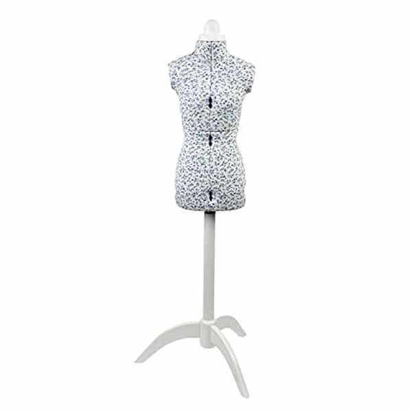Découvrez notre avis détaillé sur le mannequin couture réglable motif Sucre Ditsy taille XS : qualité, praticité et design pour vos créations mode. 