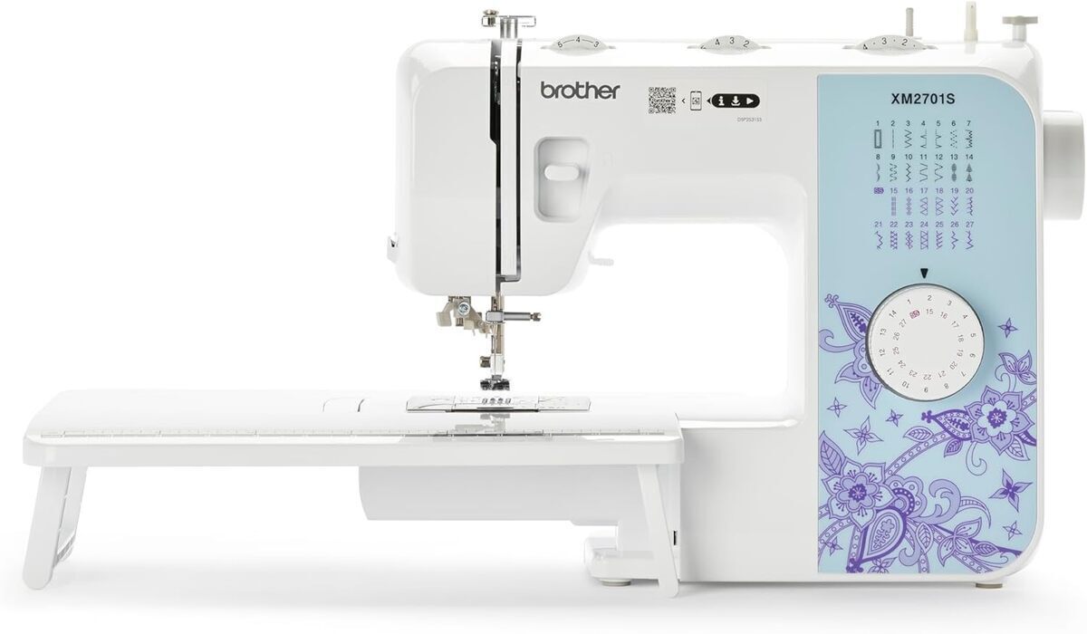 Test de la machine à coudre Brother XM2701S avec table d'extension WT9