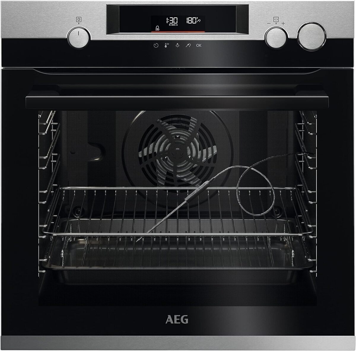 Test du four à pyrolyse AEG BSS57606BM : performance et cuisson vapeur