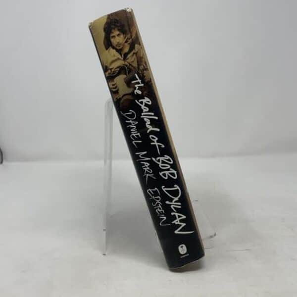 Découvrez notre test complet du livre The Ballad of Bob Dylan : critique honnête, points forts et points faibles de cette biographie incontournable.
